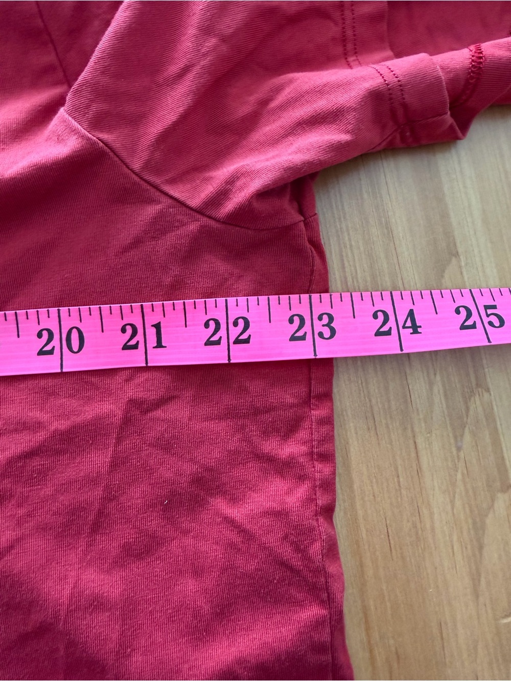 Large - Lululemon Team Canada Special Edition Red Short Sleeve T-Shirt - Picture 5 of 6